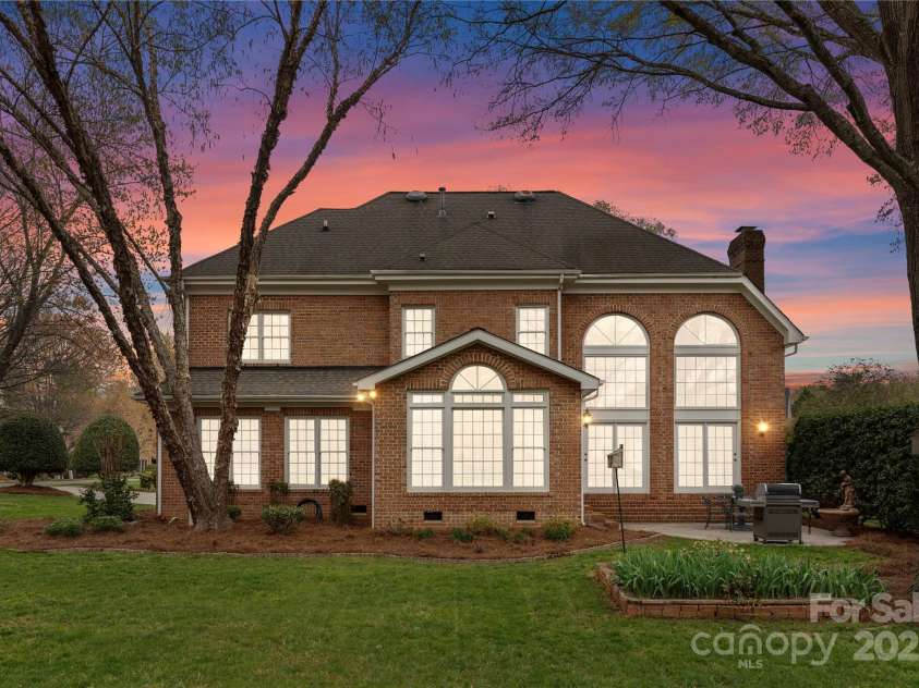 10809 Wicklow Brook Court, Charlotte, NC 28277.  MLS# CAR4241540, YatesRealty ID 6107. 