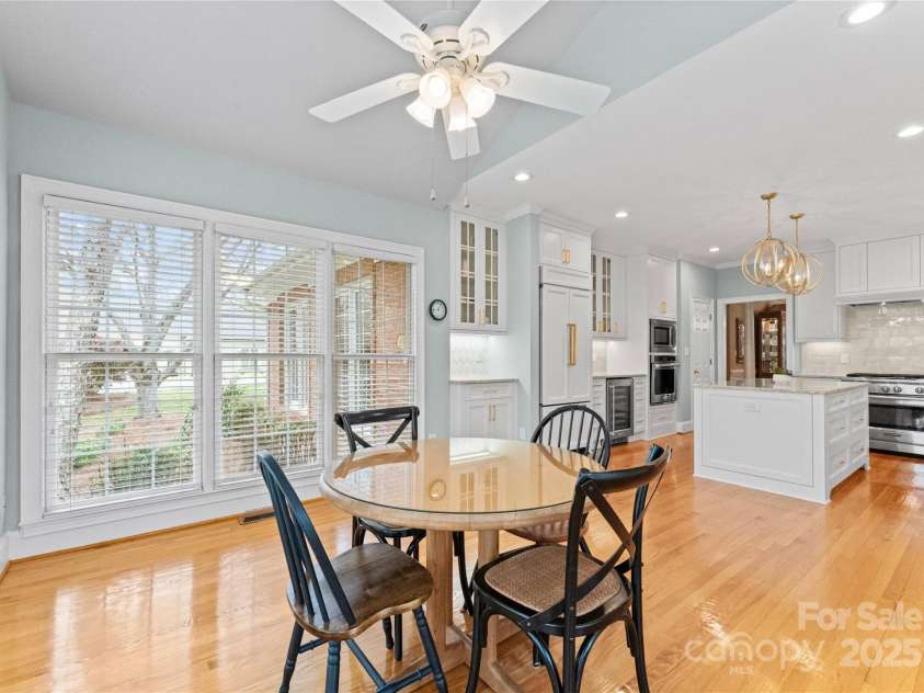 10809 Wicklow Brook Court, Charlotte, NC 28277.  MLS# CAR4241540, YatesRealty ID 6107. 