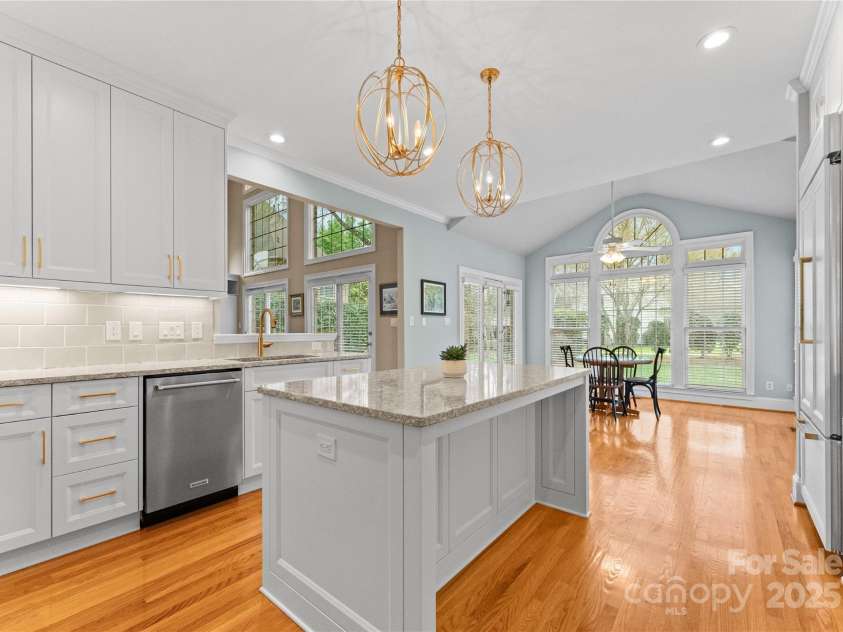 10809 Wicklow Brook Court, Charlotte, NC 28277.  MLS# CAR4241540, YatesRealty ID 6107. 