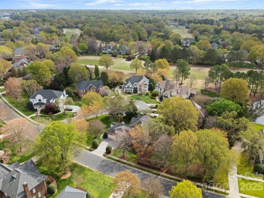 10809 Wicklow Brook Court, Charlotte, NC 28277.  MLS# CAR4241540, YatesRealty ID 6107. 