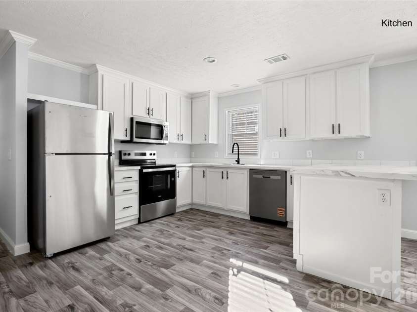 4049 Old Camden Highway, Heath Springs, SC 29058.  MLS# CAR4351151, YatesRealty ID 6107. Kitchen 