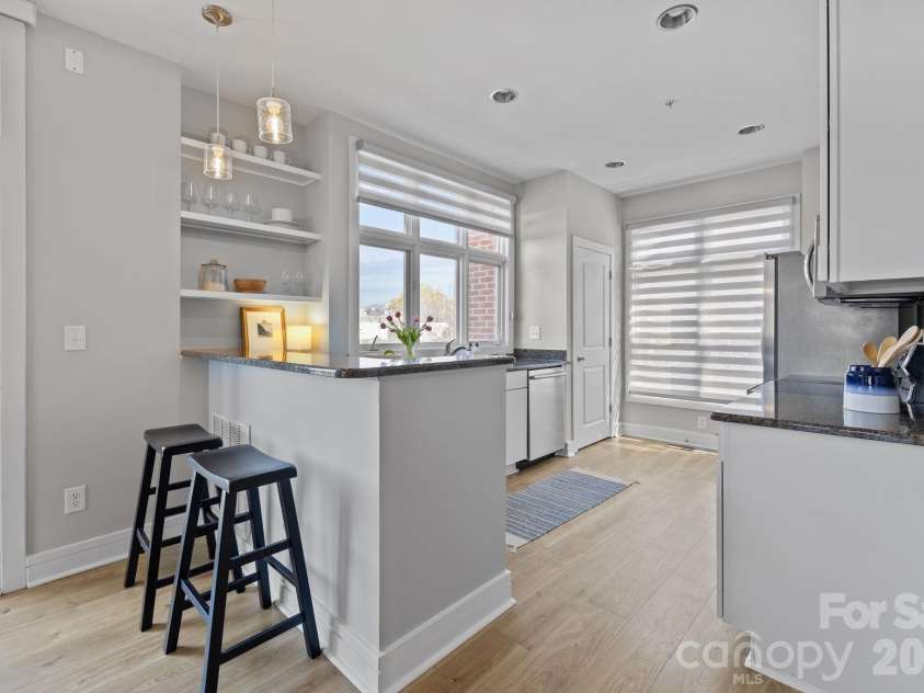 1943 Abbott Street, Charlotte, NC 28203.  MLS# CAR4356233, YatesRealty ID 6108. 