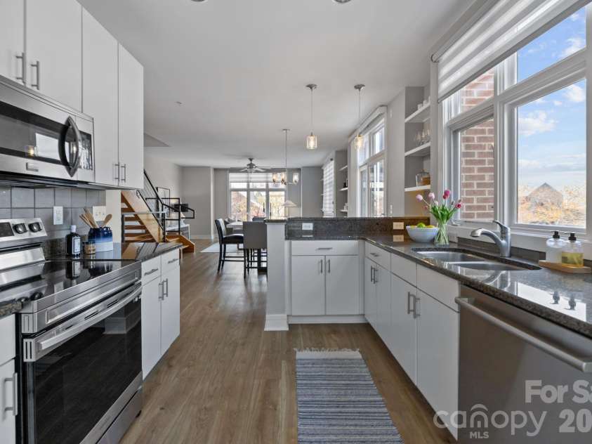 1943 Abbott Street, Charlotte, NC 28203.  MLS# CAR4356233, YatesRealty ID 6108. 