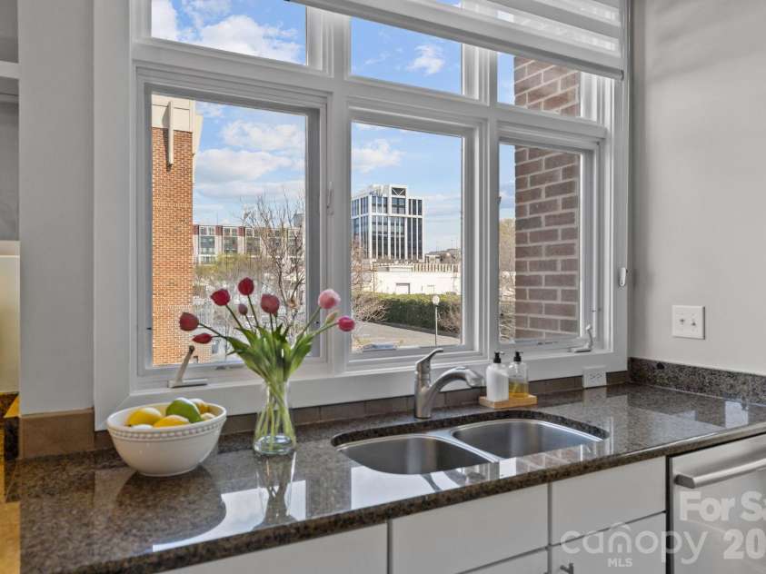 1943 Abbott Street, Charlotte, NC 28203.  MLS# CAR4356233, YatesRealty ID 6108. 