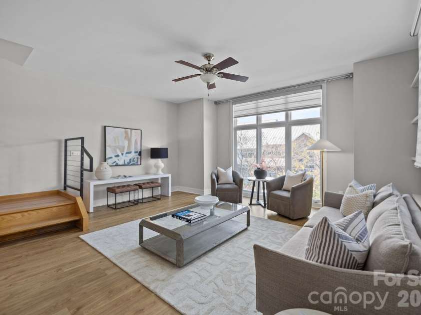 1943 Abbott Street, Charlotte, NC 28203.  MLS# CAR4356233, YatesRealty ID 6108. 