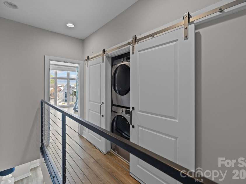 1943 Abbott Street, Charlotte, NC 28203.  MLS# CAR4356233, YatesRealty ID 6108. 