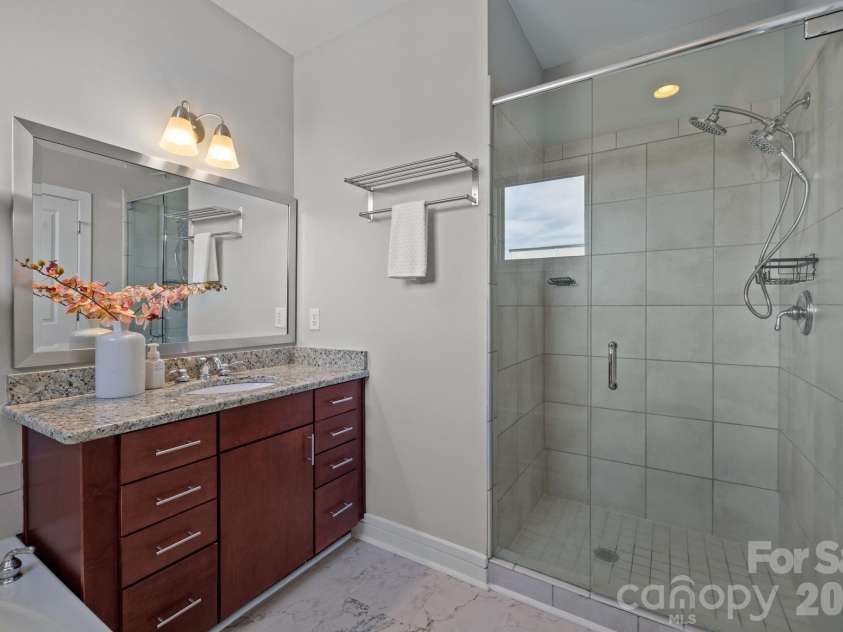 1943 Abbott Street, Charlotte, NC 28203.  MLS# CAR4356233, YatesRealty ID 6108. 