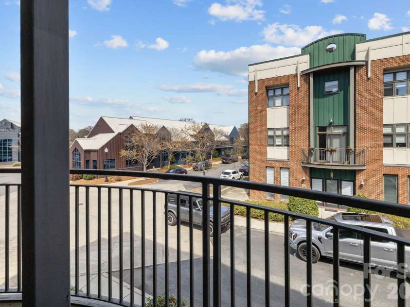 1943 Abbott Street, Charlotte, NC 28203.  MLS# CAR4356233, YatesRealty ID 6108. 