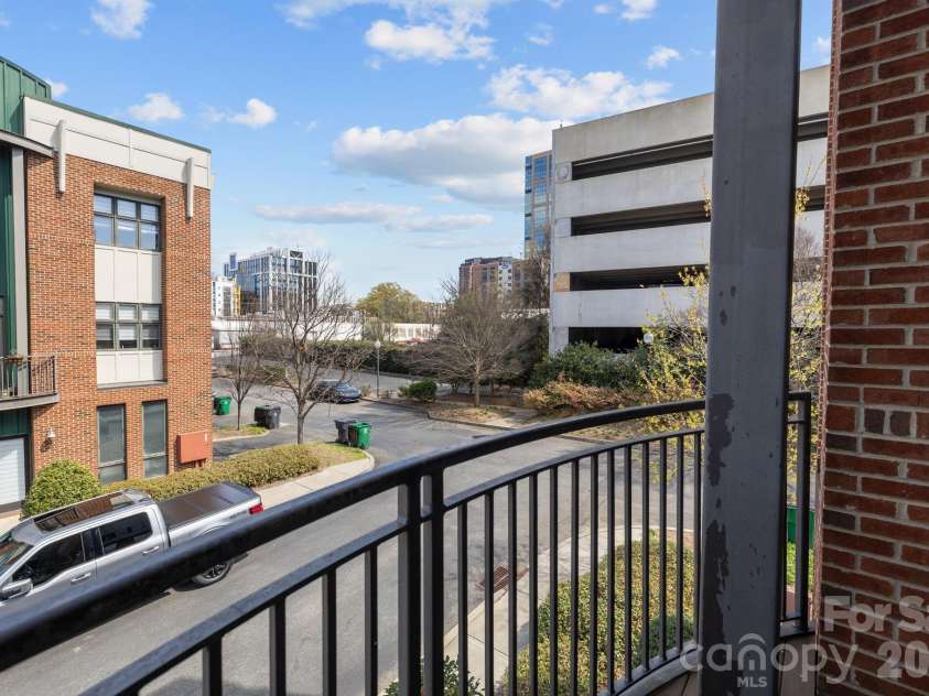 1943 Abbott Street, Charlotte, NC 28203.  MLS# CAR4356233, YatesRealty ID 6108. 