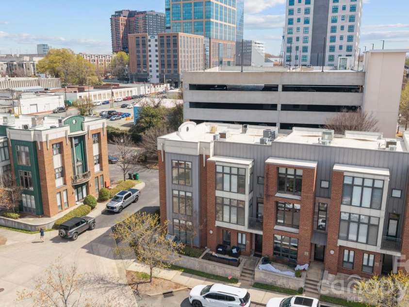 1943 Abbott Street, Charlotte, NC 28203.  MLS# CAR4356233, YatesRealty ID 6108. 