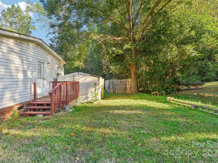 1472 Fritts Avenue, Fort Mill, SC 29715.  MLS# CAR4192366, YatesRealty ID 611. 