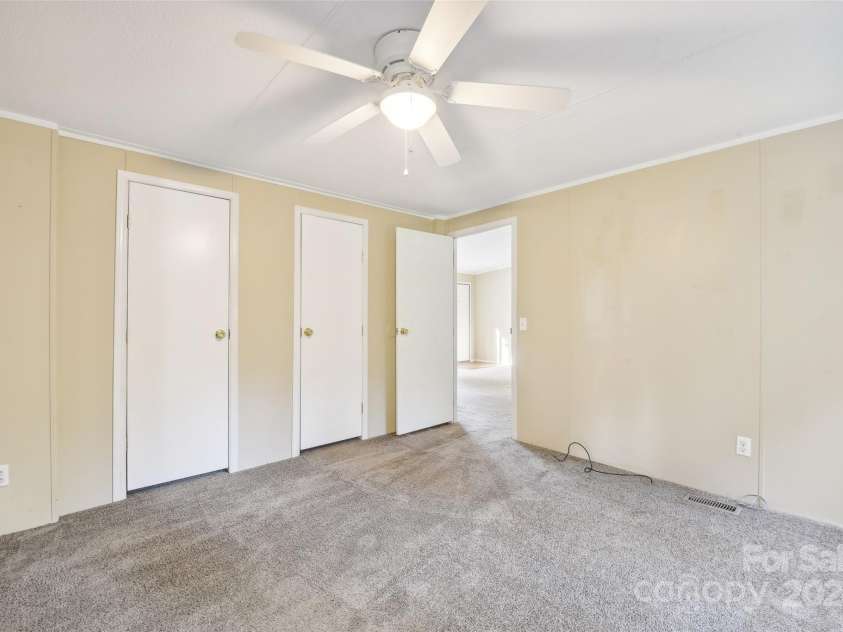 1472 Fritts Avenue, Fort Mill, SC 29715.  MLS# CAR4192366, YatesRealty ID 611. 
