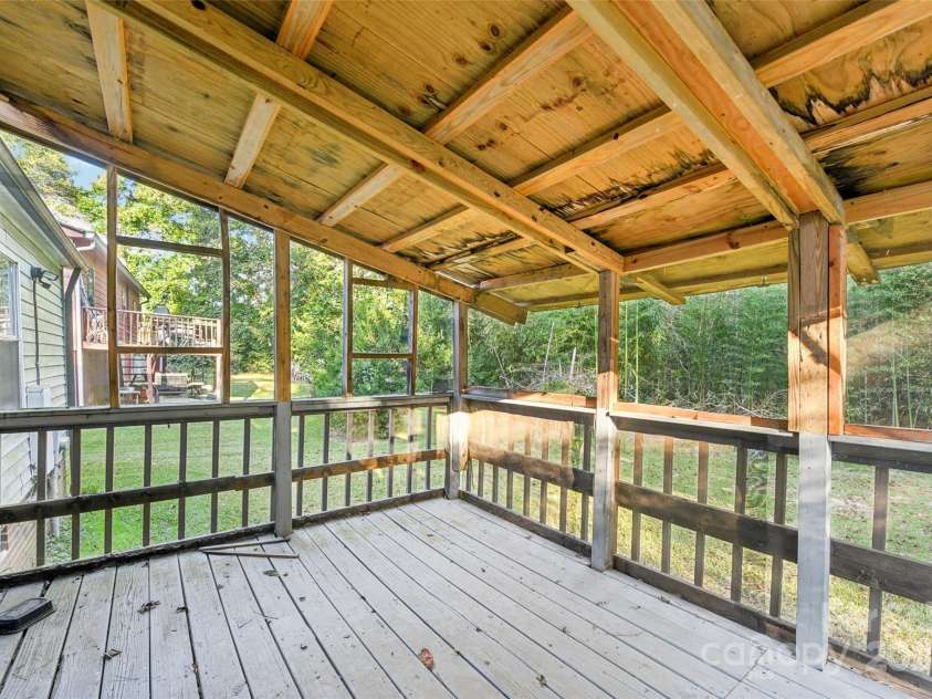 1472 Fritts Avenue, Fort Mill, SC 29715.  MLS# CAR4192366, YatesRealty ID 611. 