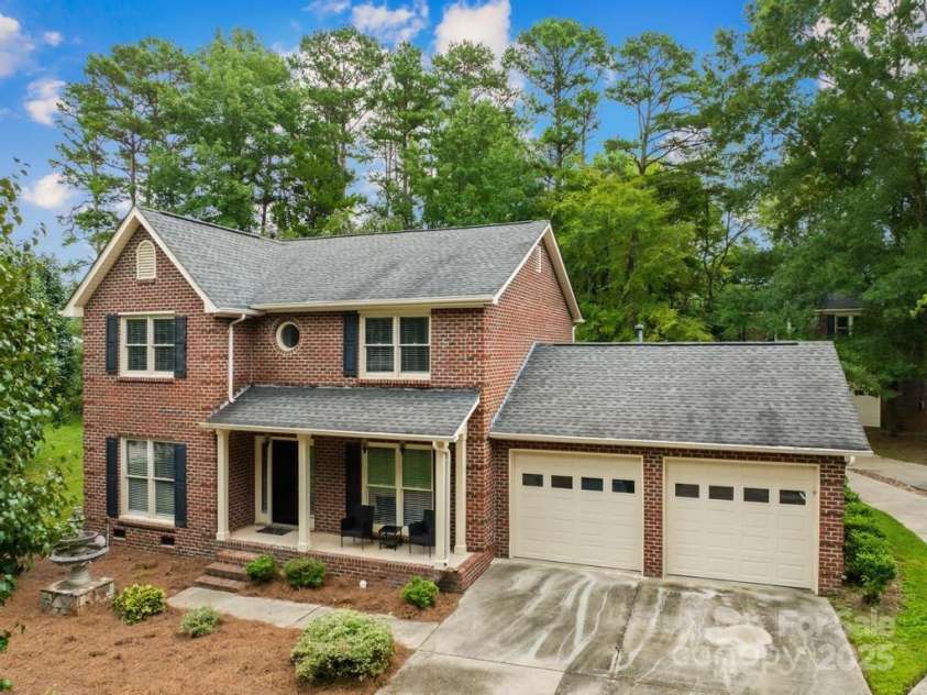 3000 Abingdon Avenue, Monroe, NC 28110.  MLS# CAR4294988, YatesRealty ID 611. 