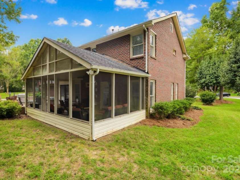 3000 Abingdon Avenue, Monroe, NC 28110.  MLS# CAR4294988, YatesRealty ID 611. 