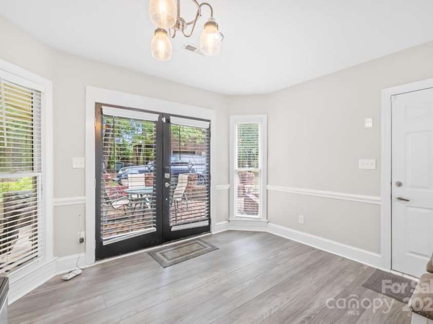 3000 Abingdon Avenue, Monroe, NC 28110.  MLS# CAR4294988, YatesRealty ID 611. 