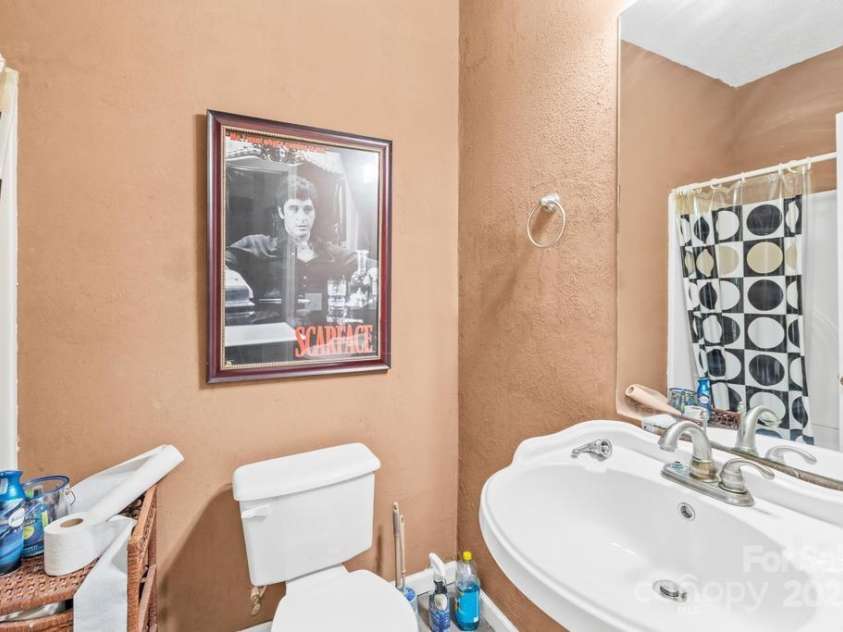 3000 Abingdon Avenue, Monroe, NC 28110.  MLS# CAR4294988, YatesRealty ID 611. 