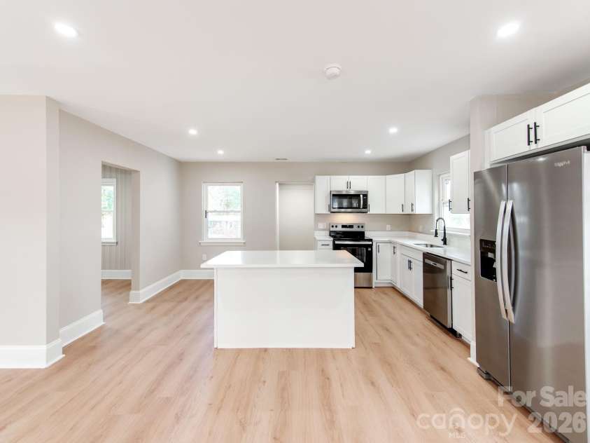 2025 Birchcrest Drive, Charlotte, NC 28205.  MLS# CAR4355649, YatesRealty ID 6110. 