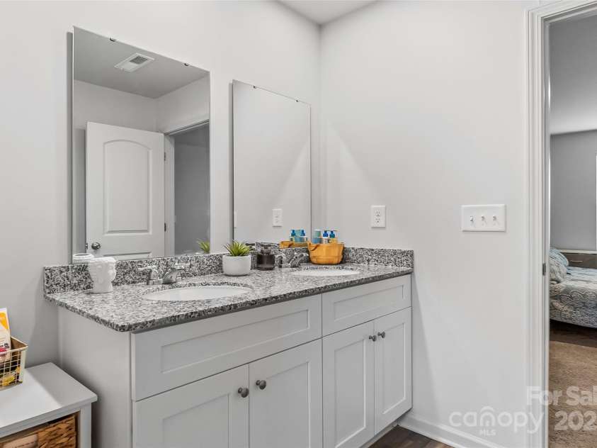 4496 Springs Road, Conover, NC 28613.  MLS# CAR4237109, YatesRealty ID 6110. 