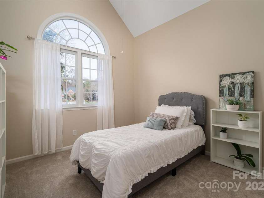 133 Castaway Trail, Mooresville, NC 28117.  MLS# CAR4216721, YatesRealty ID 6111. Bedroom 3 w/vaulted ceiling