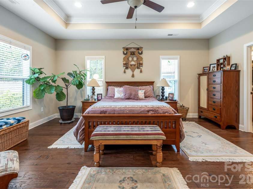 5 Pacifico Drive, Asheville, NC 28806.  MLS# CAR4351918, YatesRealty ID 6112. 