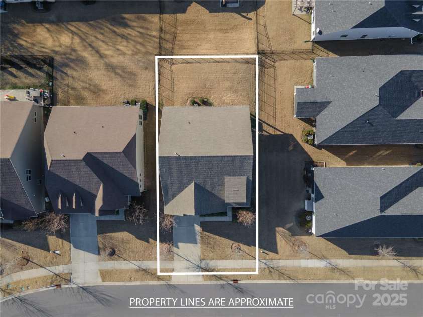 15035 Batteliere Drive, Charlotte, NC 28278.  MLS# CAR4228865, YatesRealty ID 6114. Aerial view of home.