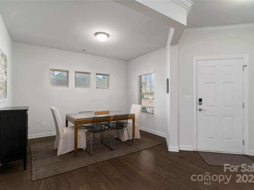 15035 Batteliere Drive, Charlotte, NC 28278.  MLS# CAR4228865, YatesRealty ID 6114. Dining area could be flex room for office or music room.