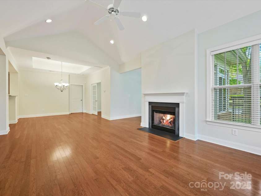 1910 Mezzo Court, Matthews, NC 28105.  MLS# CAR4245911, YatesRealty ID 6115. Like-new hardwood floors