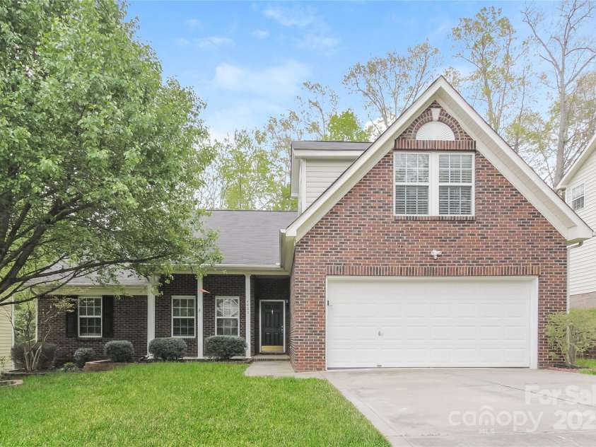 4409 Lenox Hill Place, Charlotte, NC 28269.  MLS# CAR4260895, YatesRealty ID 6115. 