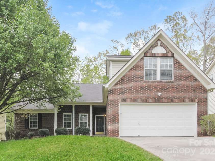 4409 Lenox Hill Place, Charlotte, NC 28269.  MLS# CAR4260895, YatesRealty ID 6115. 