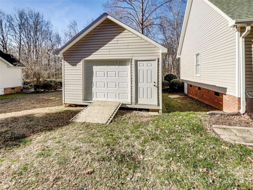 1442 Rainforest Court, Gastonia, NC 28054.  MLS# CAR4235427, YatesRealty ID 6119. 