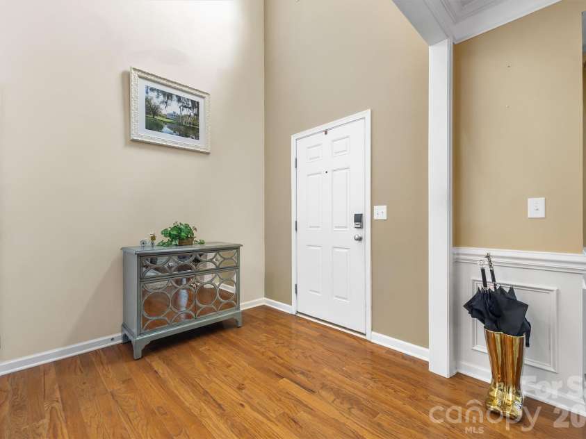 1914 Colony Line Court, Charlotte, NC 28210.  MLS# CAR4350441, YatesRealty ID 6119. 