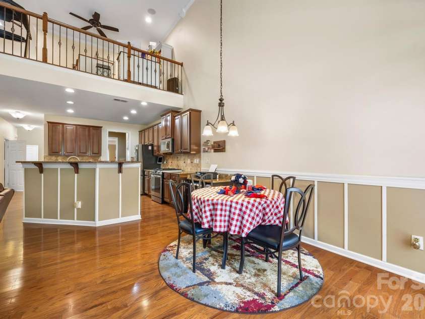 1914 Colony Line Court, Charlotte, NC 28210.  MLS# CAR4350441, YatesRealty ID 6119. 