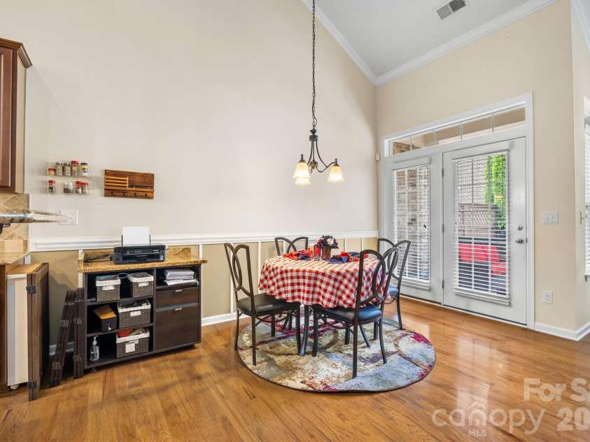 1914 Colony Line Court, Charlotte, NC 28210.  MLS# CAR4350441, YatesRealty ID 6119. 
