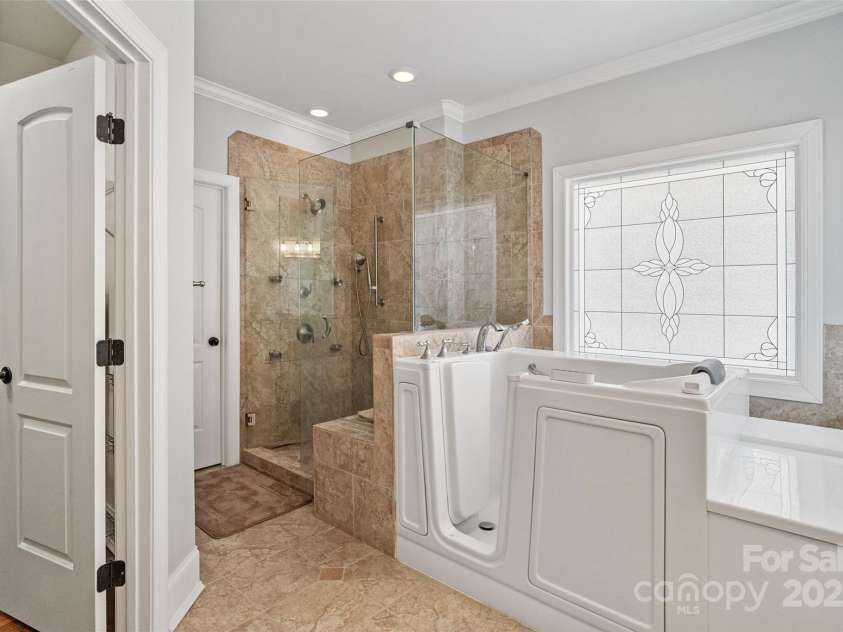 4070 Timber Crossing Drive, Rock Hill, SC 29730.  MLS# CAR4218347, YatesRealty ID 612. 