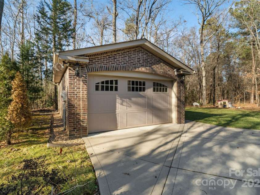 4070 Timber Crossing Drive, Rock Hill, SC 29730.  MLS# CAR4218347, YatesRealty ID 612. 