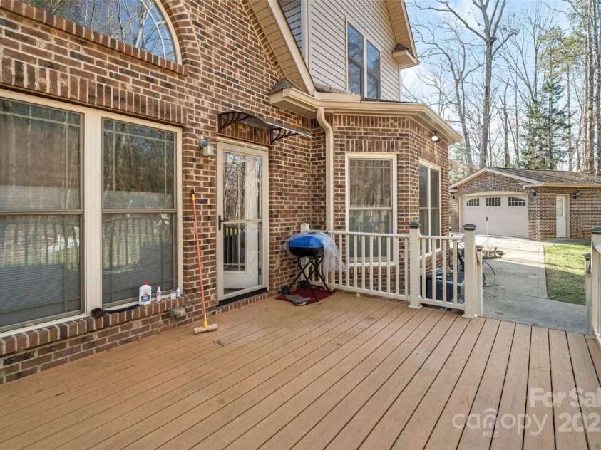 4070 Timber Crossing Drive, Rock Hill, SC 29730.  MLS# CAR4218347, YatesRealty ID 612. 