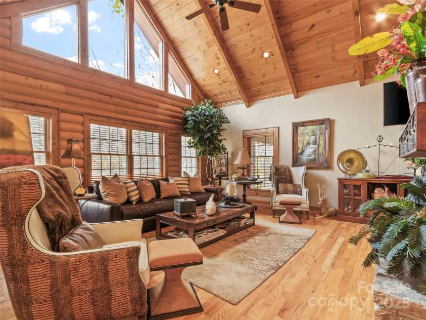 90 Rogers Creek Drive, Bakersville, NC 28705.  MLS# CAR4318662, YatesRealty ID 612. 