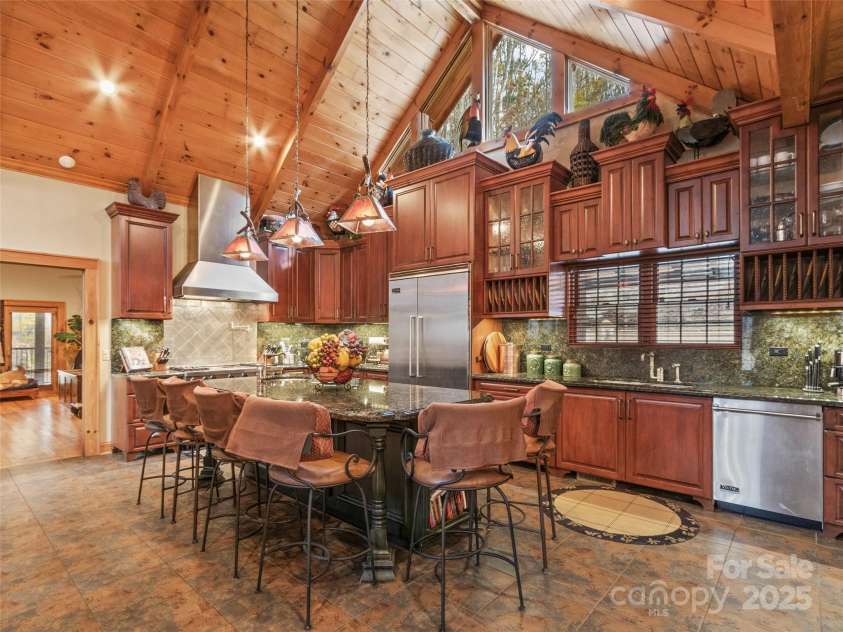 90 Rogers Creek Drive, Bakersville, NC 28705.  MLS# CAR4318662, YatesRealty ID 612. 