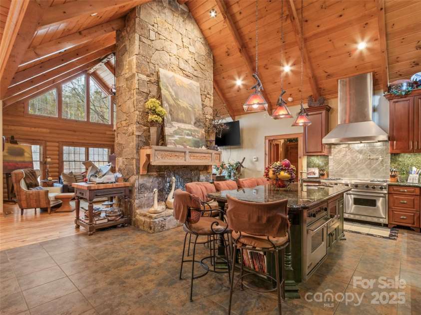 90 Rogers Creek Drive, Bakersville, NC 28705.  MLS# CAR4318662, YatesRealty ID 612. 