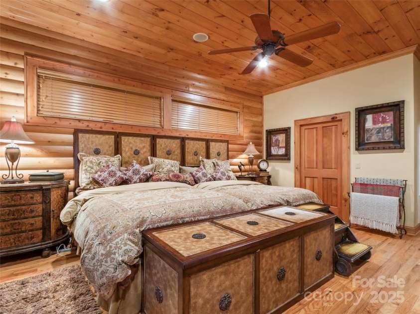 90 Rogers Creek Drive, Bakersville, NC 28705.  MLS# CAR4318662, YatesRealty ID 612. 