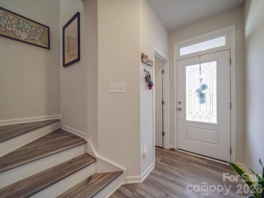 13111 Cottage Crest Lane, Charlotte, NC 28273.  MLS# CAR4342333, YatesRealty ID 6120. 