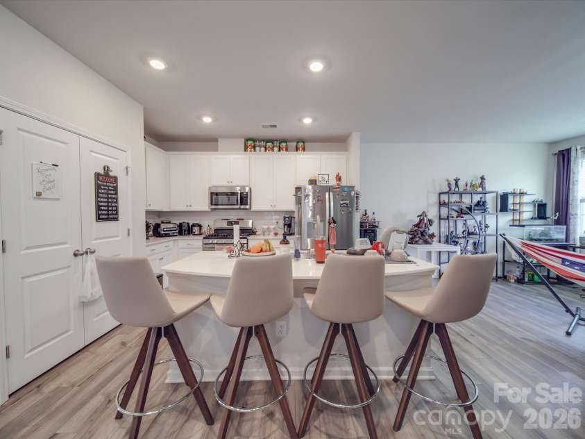 13111 Cottage Crest Lane, Charlotte, NC 28273.  MLS# CAR4342333, YatesRealty ID 6120. 