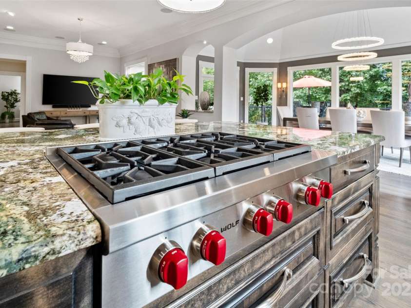 2500 Giverny Drive, Charlotte, NC 28226.  MLS# CAR4287734, YatesRealty ID 6121. 