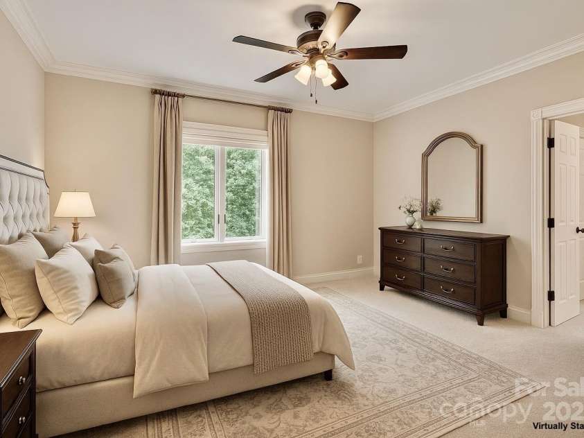 2500 Giverny Drive, Charlotte, NC 28226.  MLS# CAR4287734, YatesRealty ID 6121. 