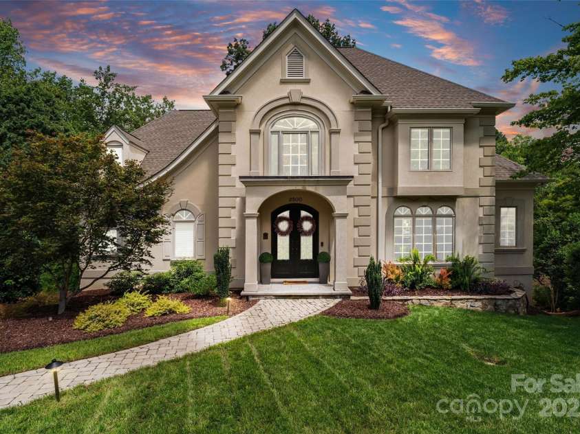 2500 Giverny Drive, Charlotte, NC 28226.  MLS# CAR4287734, YatesRealty ID 6121. 