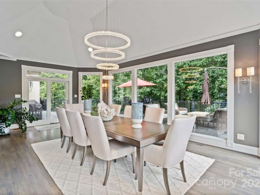 2500 Giverny Drive, Charlotte, NC 28226.  MLS# CAR4287734, YatesRealty ID 6121. 