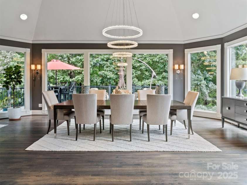 2500 Giverny Drive, Charlotte, NC 28226.  MLS# CAR4287734, YatesRealty ID 6121. 