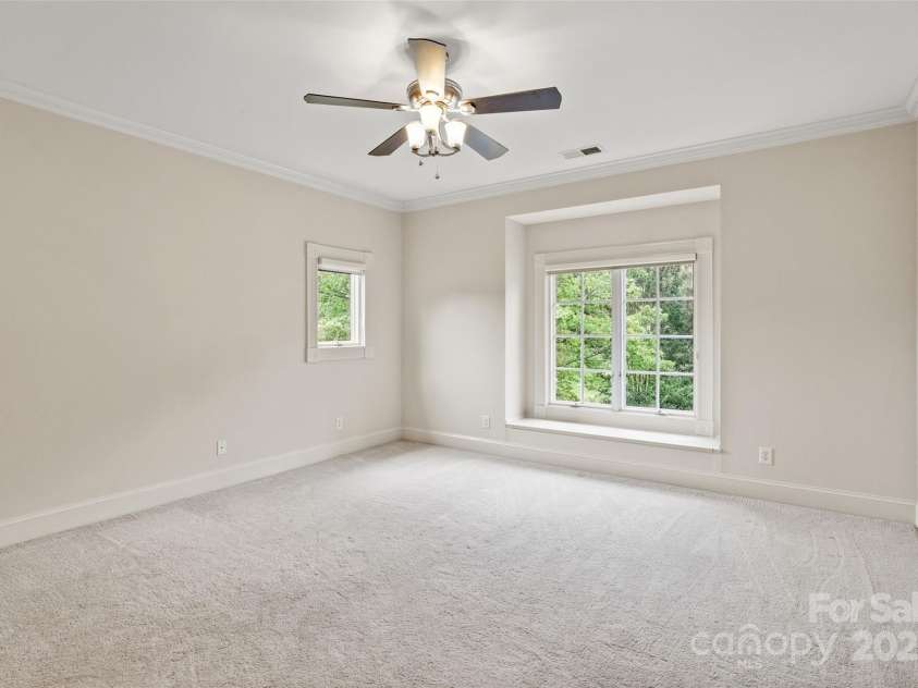 2500 Giverny Drive, Charlotte, NC 28226.  MLS# CAR4287734, YatesRealty ID 6121. 