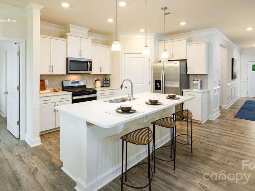 7641 Bainbridge Road, Sherrills Ford, NC 28673.  MLS# CAR4331966, YatesRealty ID 6122. 